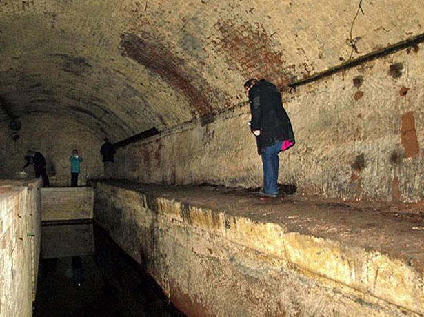 underground tunnel in manchester